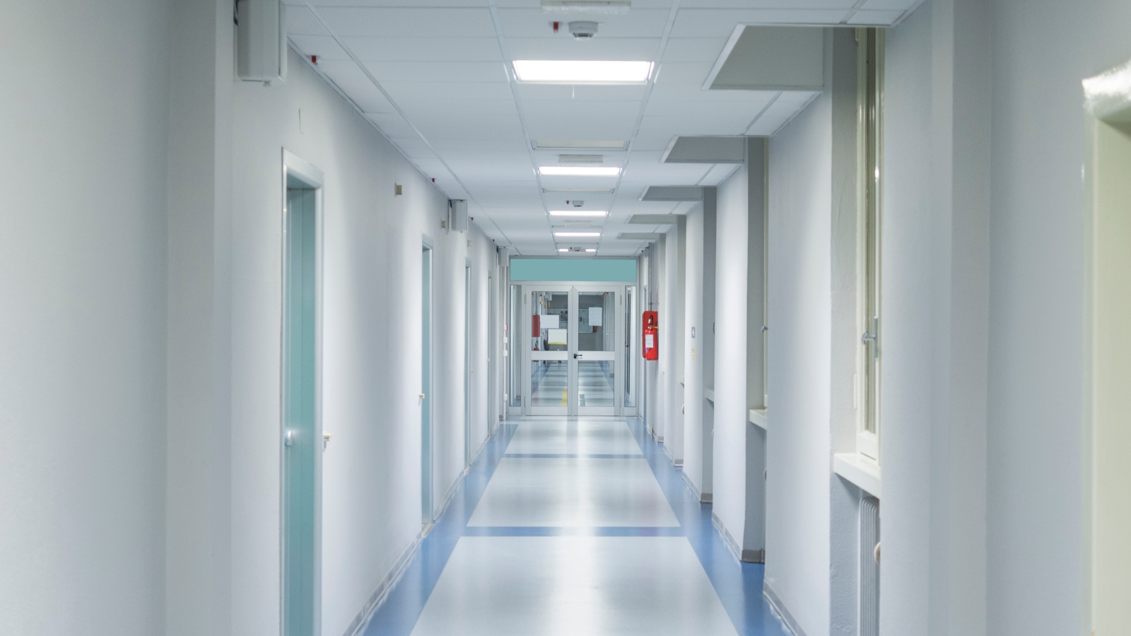 corredor hospitalar